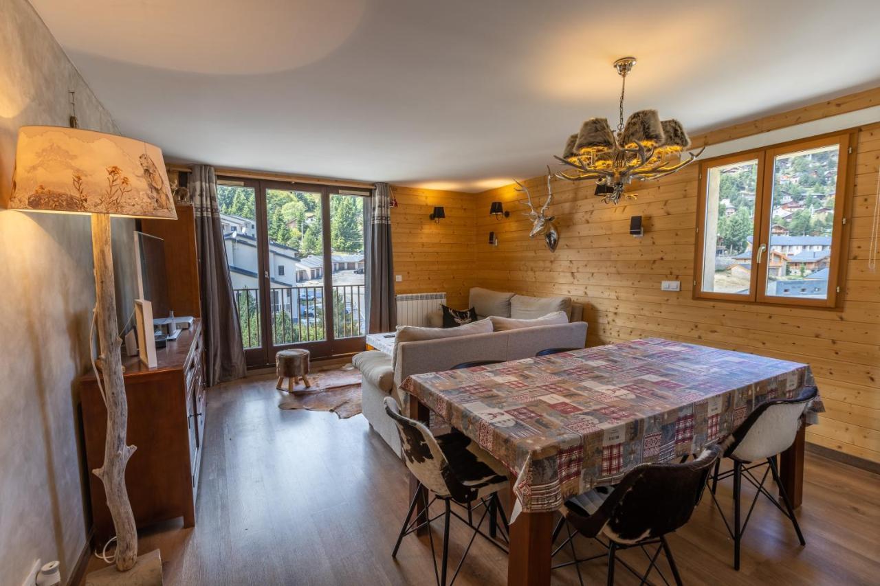 Apartamento Le Repaire Du Cerf - Triplex Avec Balcon Les Angles  Exterior foto